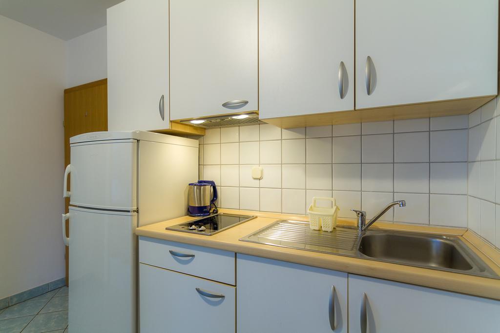 Apartments Ok Lopar Eksteriør bilde